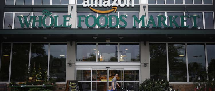Amazon continúa trabajando en su estrategia de cadenas de alimentos