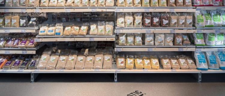Nueva tienda en Países Bajos abre un pasillo libre de plástico