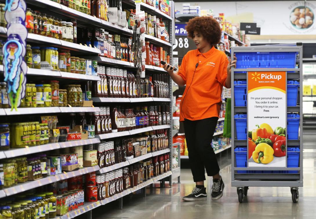 Walmart vence a Amazon en ventas de comestibles en línea